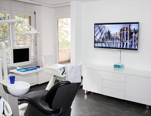 Professionelle Zahnreinigung bei AZP Altstetten